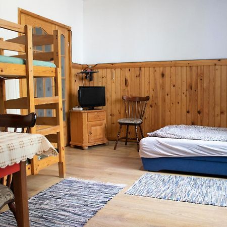 Civis Debrecen Hostel Eksteriør billede