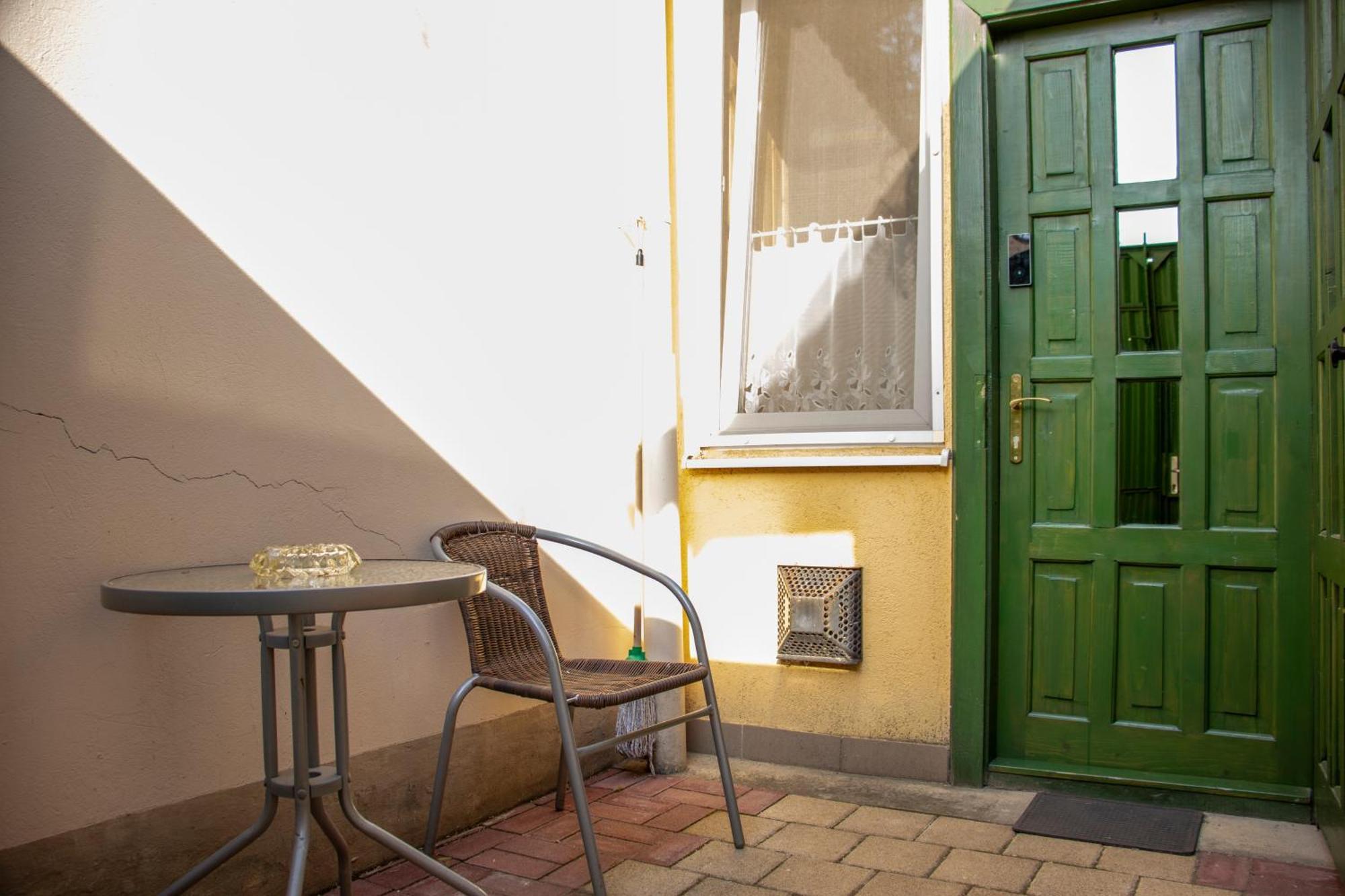 Civis Debrecen Hostel Eksteriør billede